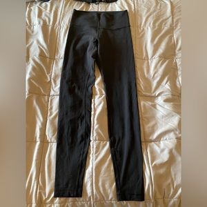 Lululemon Black Wunder Under Leggings